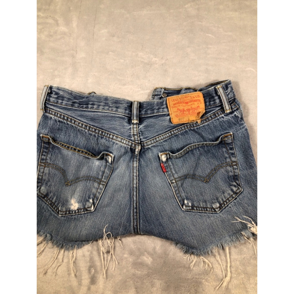Levi’s vintage jean shorts size 31x30 - Picture 5 of 5
